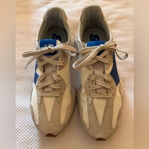 New Balance 327 Women’s White and Blue Sneakers